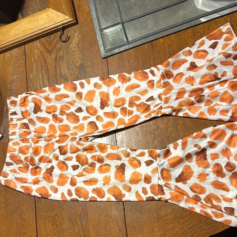 Giraffe set. Too and bottom’s